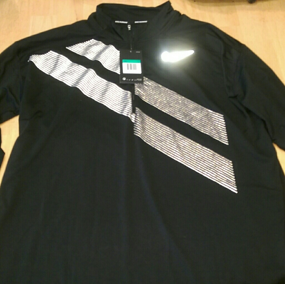 Nike Dry-Fit Technology Long Sleeve Shirt
